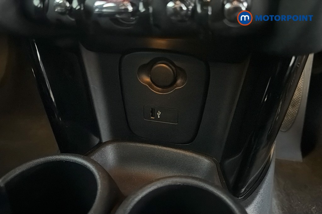 Mini Hatchback Cooper S Exclusive Automatic Petrol Hatchback - Stock Number (1662019) - 17th supplementary image