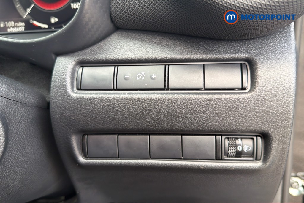 Nissan Juke N-Connecta Automatic Petrol-Electric Hybrid SUV - Stock Number (1662035) - 18th supplementary image