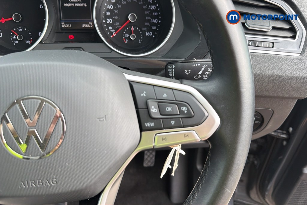 Volkswagen Tiguan Life Manual Petrol SUV - Stock Number (1662232) - 27th supplementary image