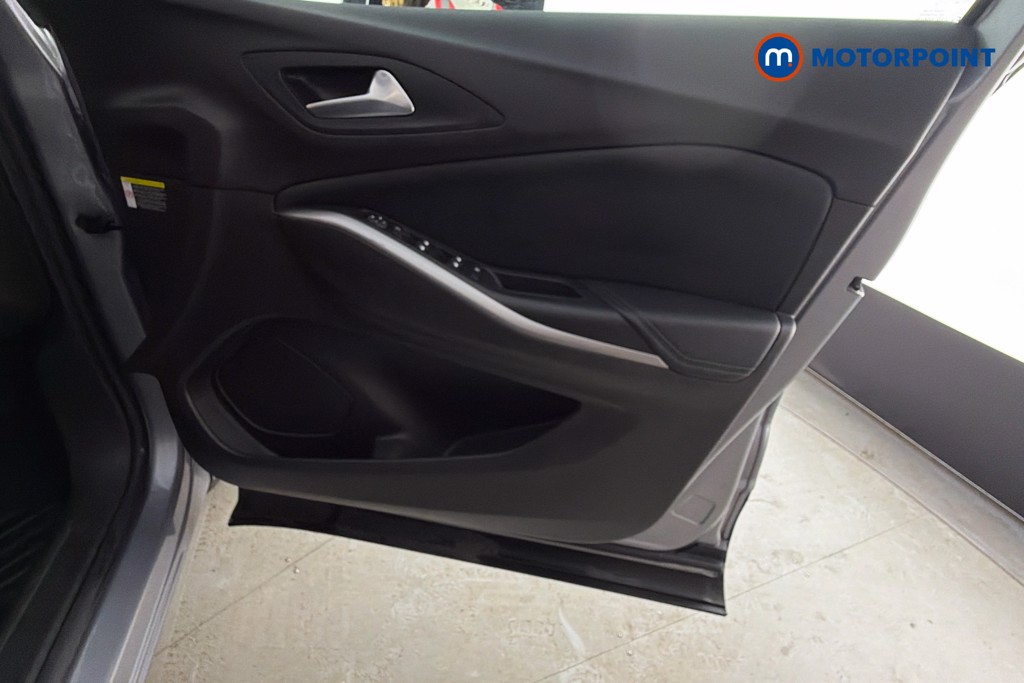 Vauxhall Grandland Ultimate Automatic Petrol SUV - Stock Number (1663357) - 19th supplementary image