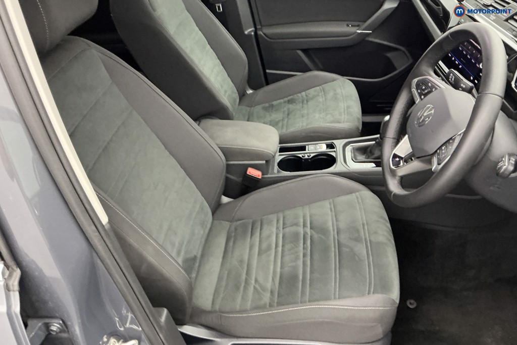 Volkswagen Touran SEL Automatic Petrol People Carrier - Stock Number (1663468) - 5th supplementary image