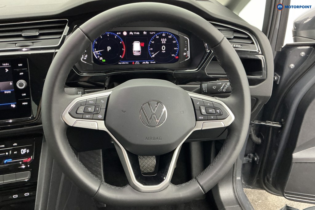 Volkswagen Touran SEL Automatic Petrol People Carrier - Stock Number (1663468) - 6th supplementary image