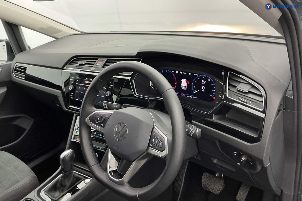 Volkswagen Touran SEL Automatic Petrol People Carrier - Stock Number (1663468) - 8th supplementary image