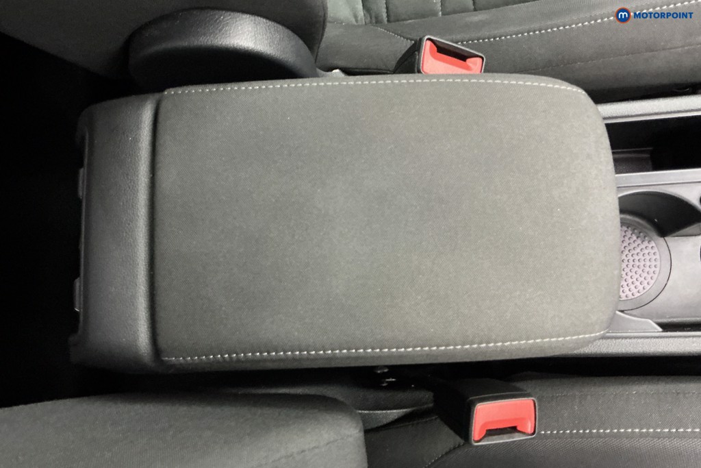 Volkswagen Touran SEL Automatic Petrol People Carrier - Stock Number (1663468) - 13th supplementary image