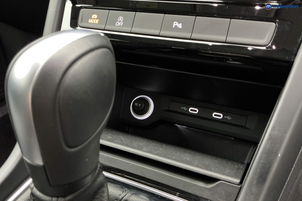 Volkswagen Touran SEL Automatic Petrol People Carrier - Stock Number (1663468) - 16th supplementary image