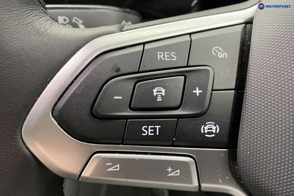 Volkswagen Touran SEL Automatic Petrol People Carrier - Stock Number (1663468) - 20th supplementary image