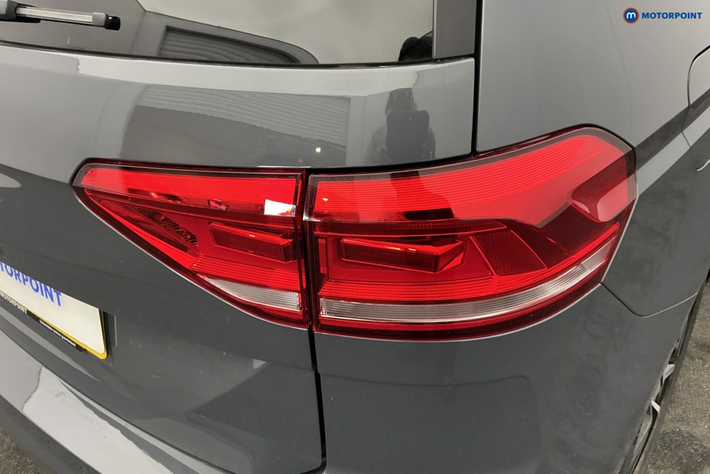 Volkswagen Touran SEL Automatic Petrol People Carrier - Stock Number (1663468) - 30th supplementary image