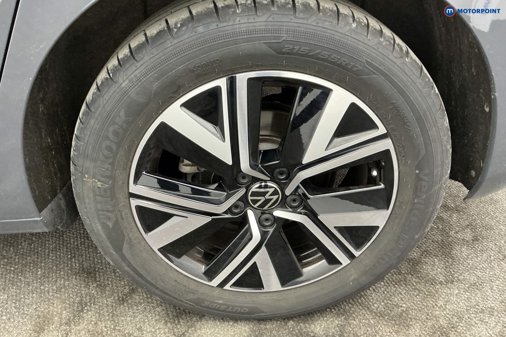 Volkswagen Touran SEL Automatic Petrol People Carrier - Stock Number (1663468) - 35th supplementary image