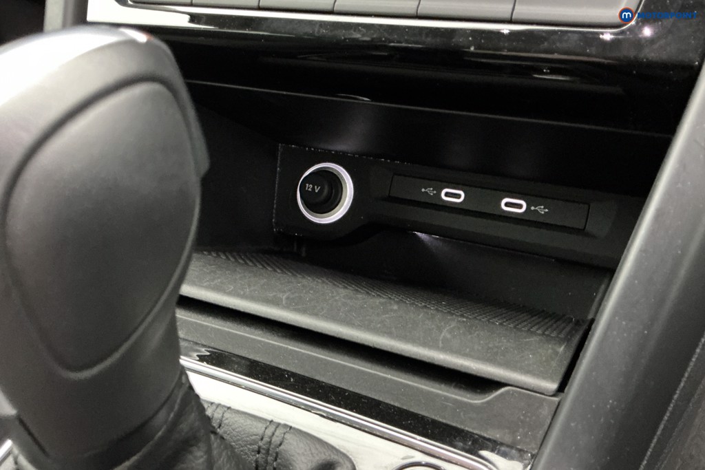 Volkswagen Touran SEL Automatic Petrol People Carrier - Stock Number (1663469) - 11th supplementary image
