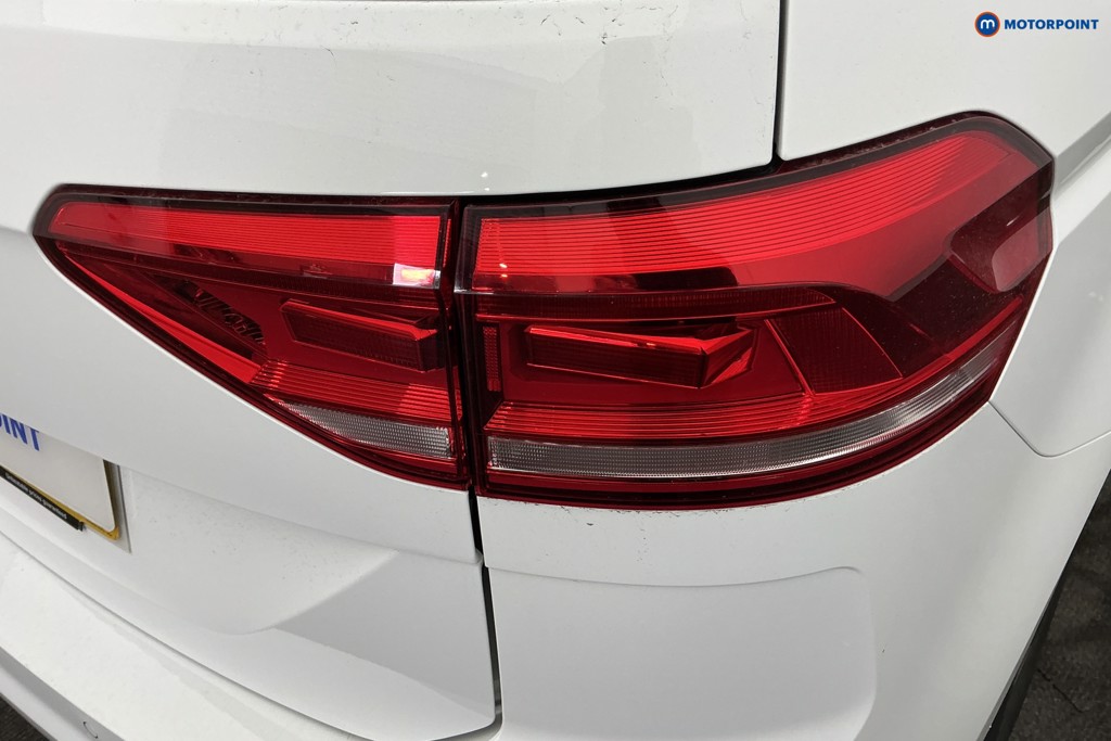 Volkswagen Touran SEL Automatic Petrol People Carrier - Stock Number (1663469) - 25th supplementary image