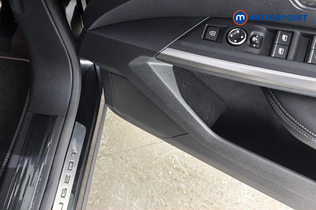 Peugeot 3008 GT Automatic Petrol SUV - Stock Number (1663618) - 21st supplementary image