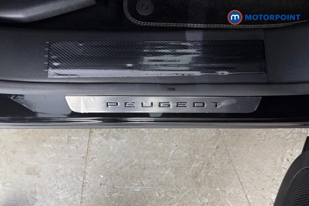 Peugeot 3008 GT Automatic Petrol SUV - Stock Number (1663618) - 27th supplementary image