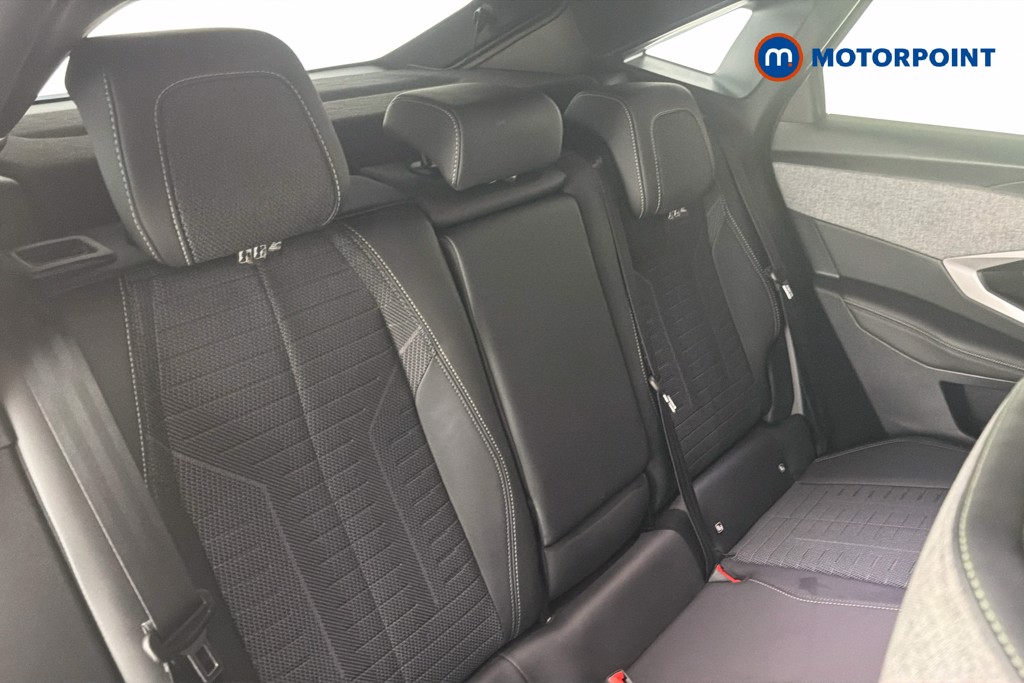 Peugeot 3008 GT Automatic Petrol SUV - Stock Number (1663618) - 28th supplementary image