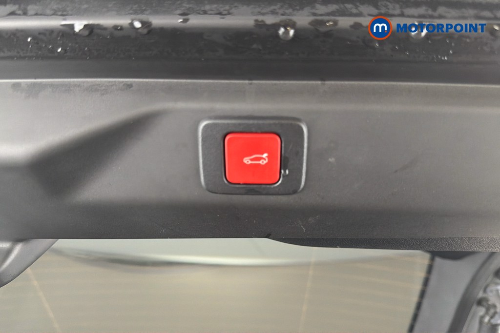 Peugeot 3008 GT Automatic Petrol SUV - Stock Number (1663618) - 35th supplementary image
