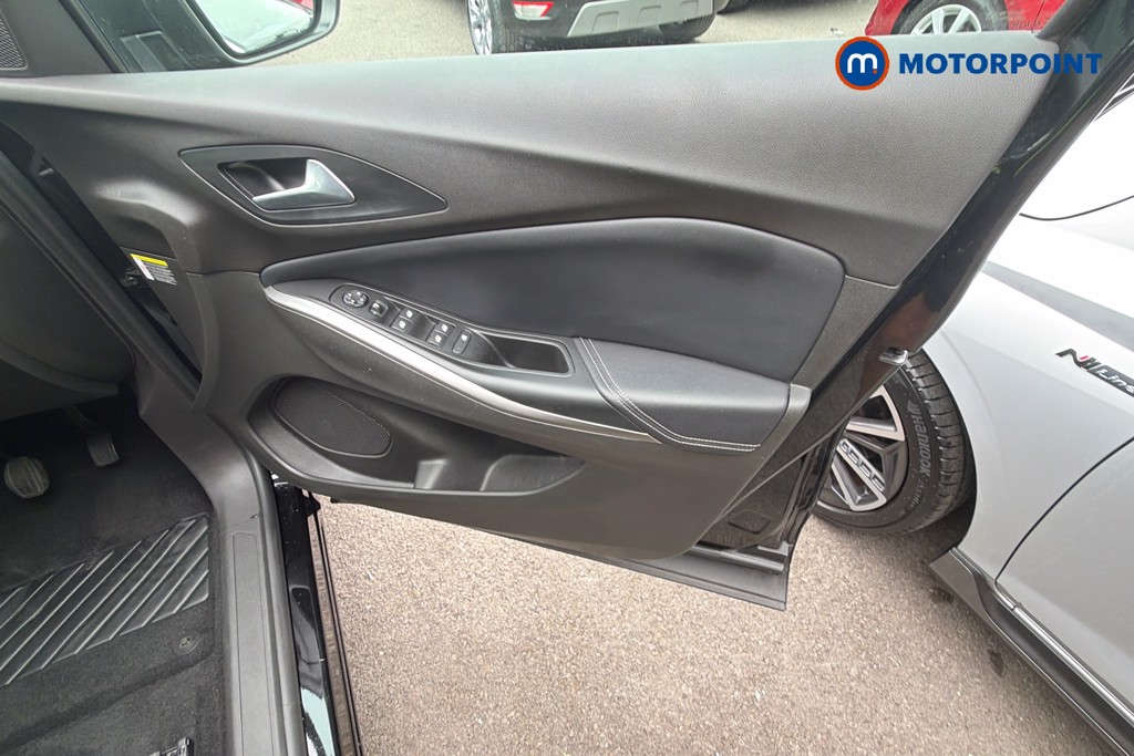 Vauxhall Grandland GS Manual Petrol SUV - Stock Number (1664318) - 38th supplementary image