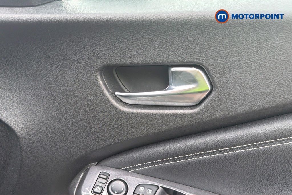 Nissan Juke N-Connecta Automatic Petrol SUV - Stock Number (1665111) - 19th supplementary image