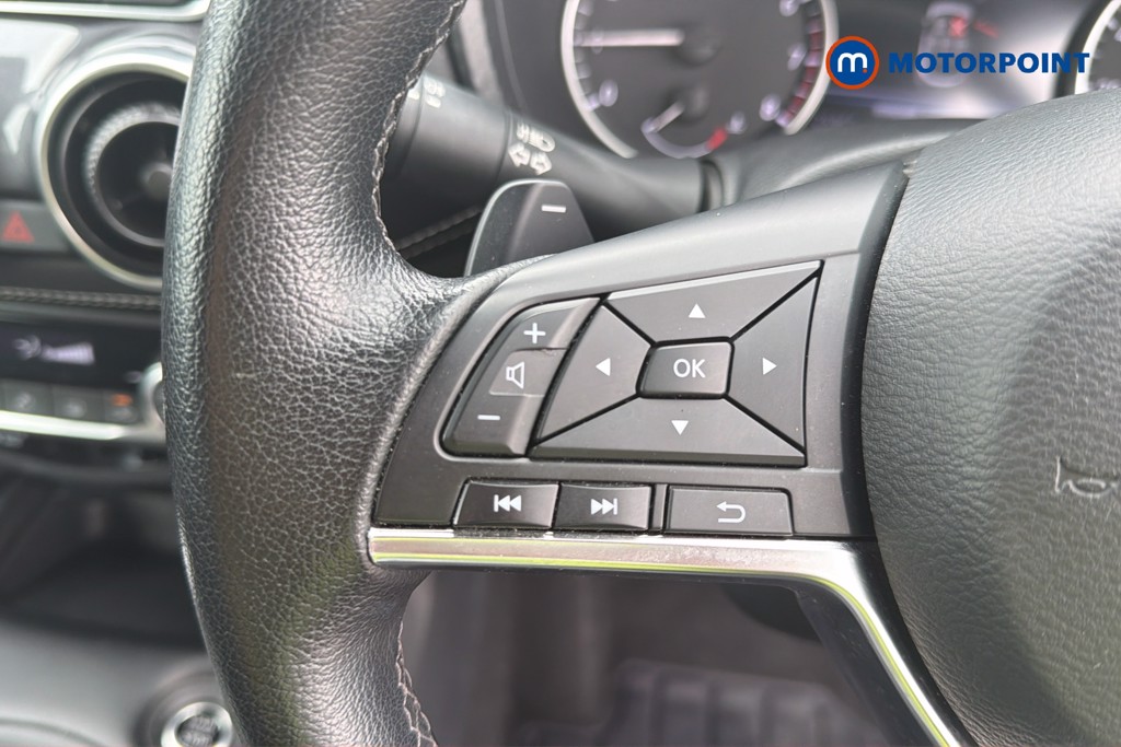 Nissan Juke N-Connecta Automatic Petrol SUV - Stock Number (1665111) - 26th supplementary image