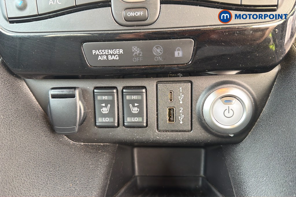 Nissan Leaf Tekna Automatic Electric Hatchback - Stock Number (1665419) - 5th supplementary image