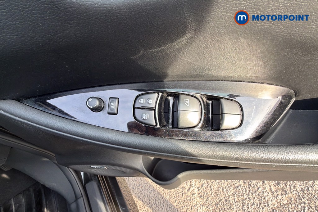Nissan Leaf Tekna Automatic Electric Hatchback - Stock Number (1665419) - 19th supplementary image