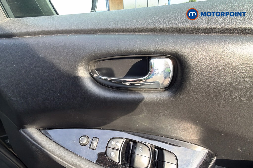 Nissan Leaf Tekna Automatic Electric Hatchback - Stock Number (1665419) - 38th supplementary image