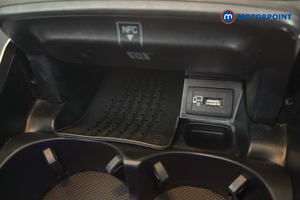 Mercedes-Benz E Class Amg Line Automatic Diesel Convertible - Stock Number (1665590) - 17th supplementary image
