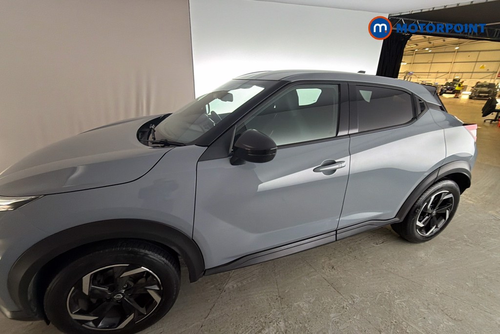 Nissan Juke N-Connecta Automatic Petrol SUV - Stock Number (1665710) - 43rd supplementary image