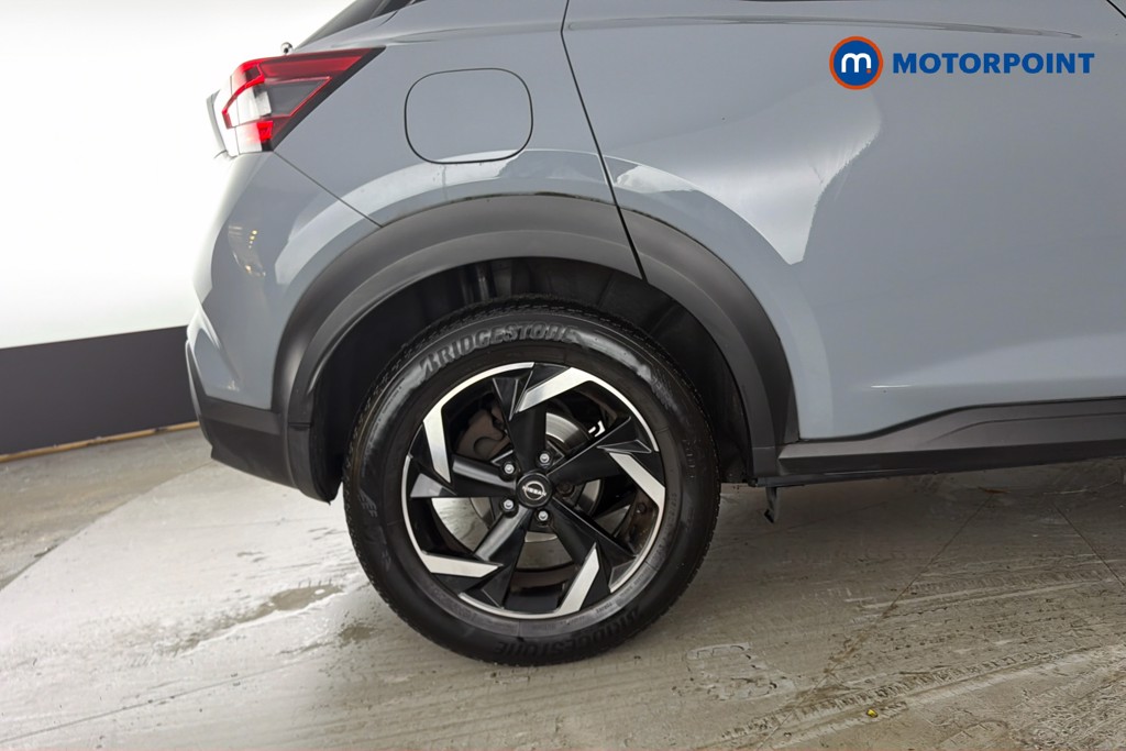 Nissan Juke N-Connecta Automatic Petrol SUV - Stock Number (1665710) - 49th supplementary image