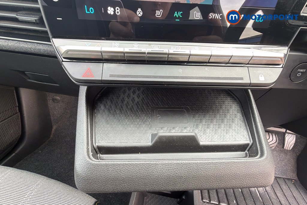 Renault Megane E-Tech Techno Automatic Electric Hatchback - Stock Number (1665721) - 4th supplementary image