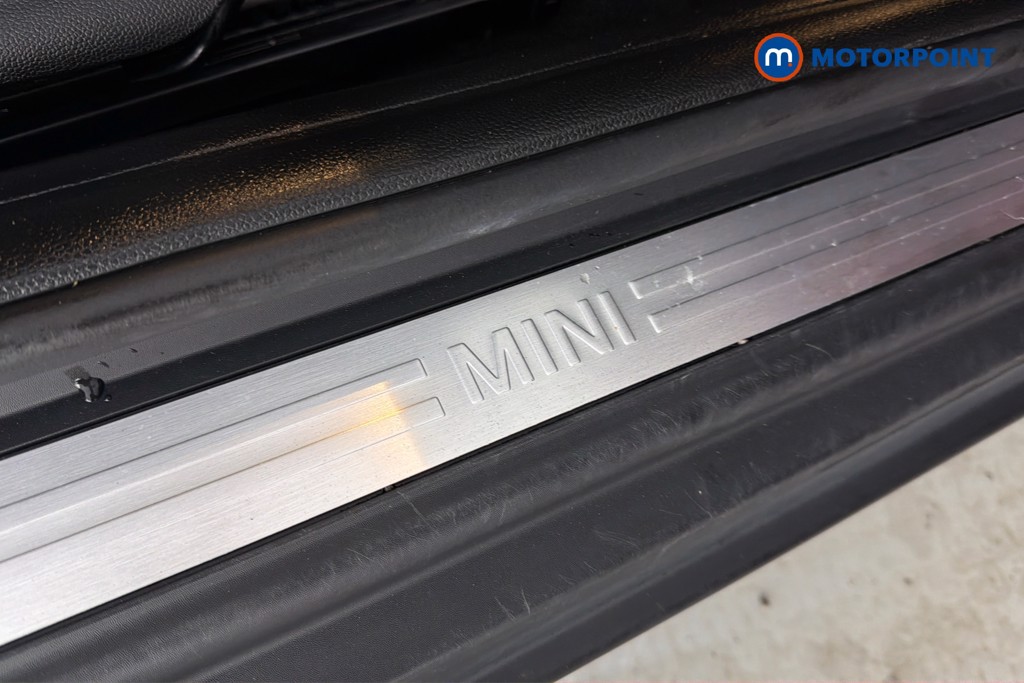 Mini Hatchback Cooper Classic Automatic Petrol Hatchback - Stock Number (1666561) - 27th supplementary image
