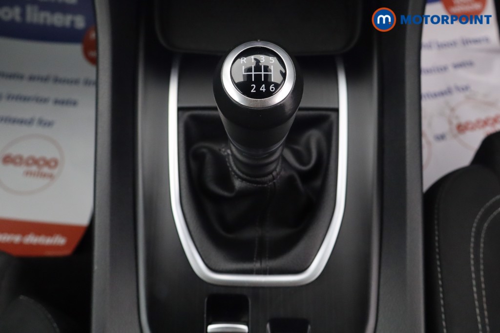Nissan Qashqai Acenta Premium Manual Petrol SUV - Stock Number (1666963) - 4th supplementary image