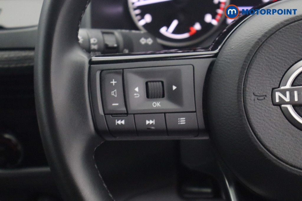 Nissan Qashqai Acenta Premium Manual Petrol SUV - Stock Number (1666963) - 7th supplementary image