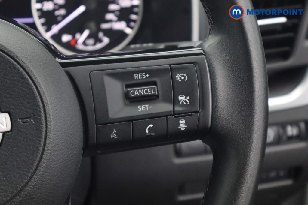 Nissan Qashqai Acenta Premium Manual Petrol SUV - Stock Number (1666963) - 8th supplementary image