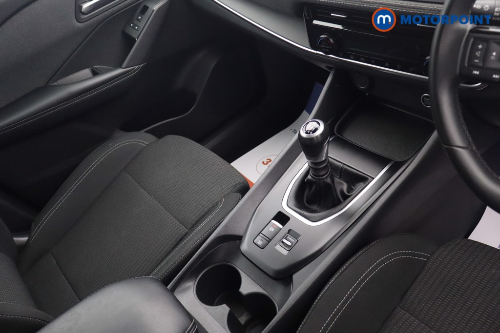 Nissan Qashqai Acenta Premium Manual Petrol SUV - Stock Number (1666963) - 17th supplementary image