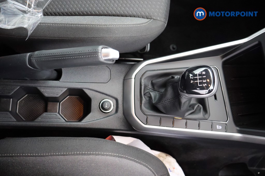Volkswagen Polo Life Manual Petrol Hatchback - Stock Number (1667011) - 12th supplementary image