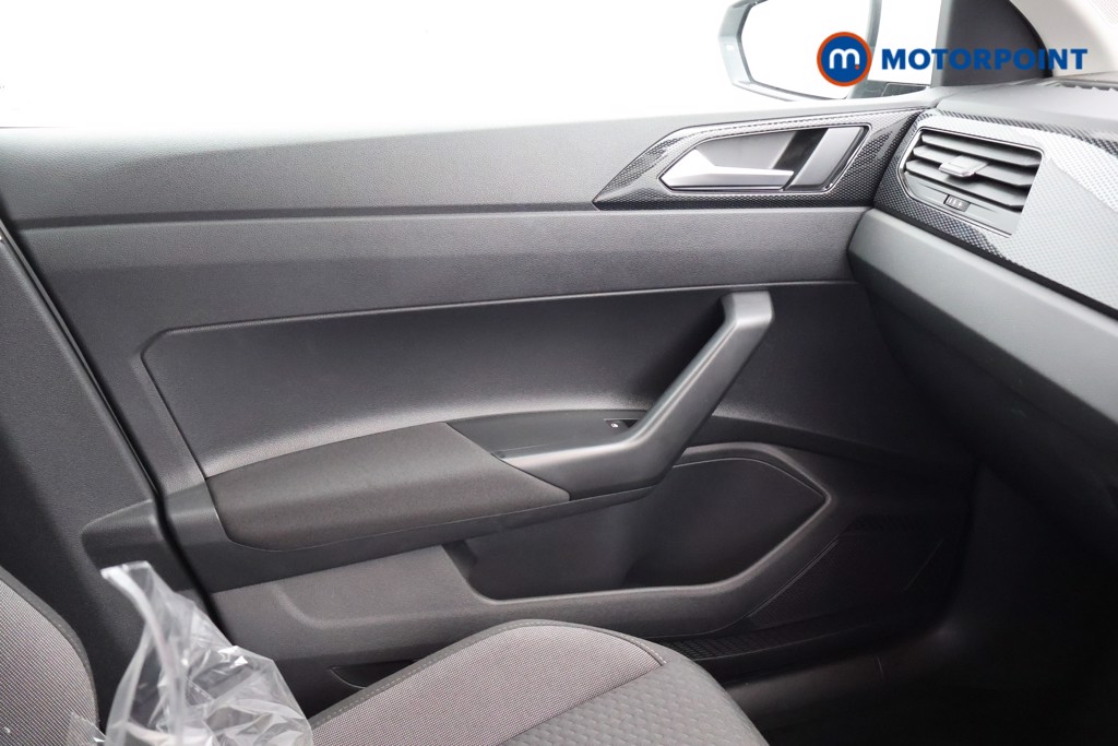 Volkswagen Polo Life Manual Petrol Hatchback - Stock Number (1667011) - 15th supplementary image