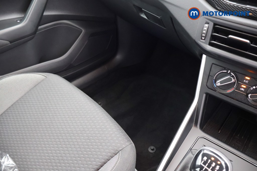 Volkswagen Polo Life Manual Petrol Hatchback - Stock Number (1667011) - 16th supplementary image