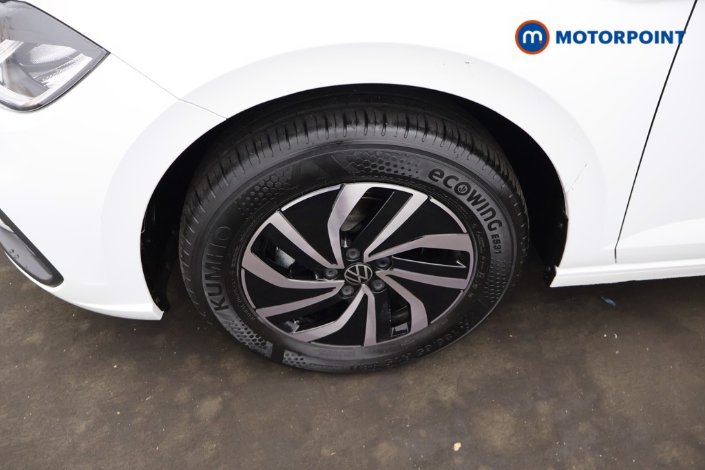 Volkswagen Polo Life Manual Petrol Hatchback - Stock Number (1667011) - 1st supplementary image