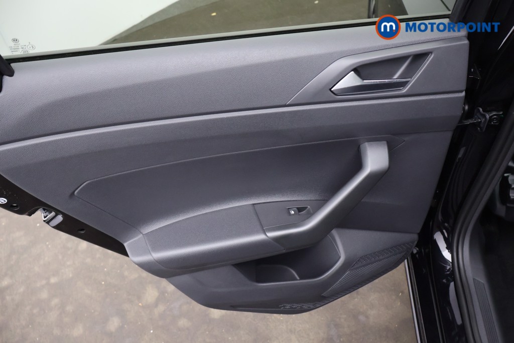 Volkswagen Polo Match Manual Petrol Hatchback - Stock Number (1667015) - 27th supplementary image