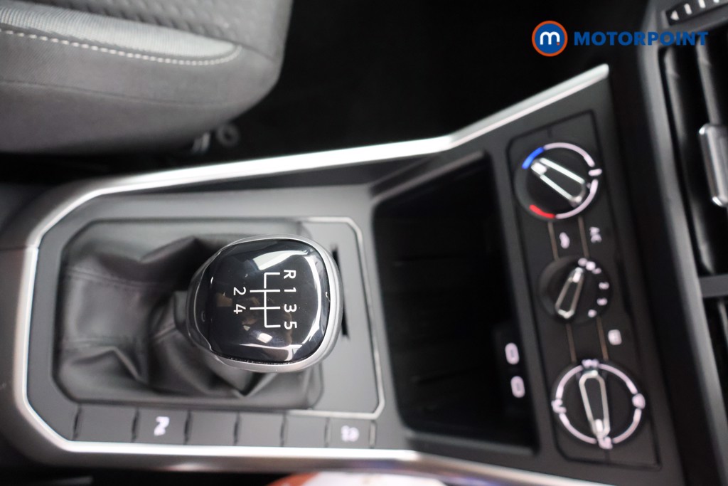 Volkswagen Polo Match Manual Petrol Hatchback - Stock Number (1667017) - 9th supplementary image