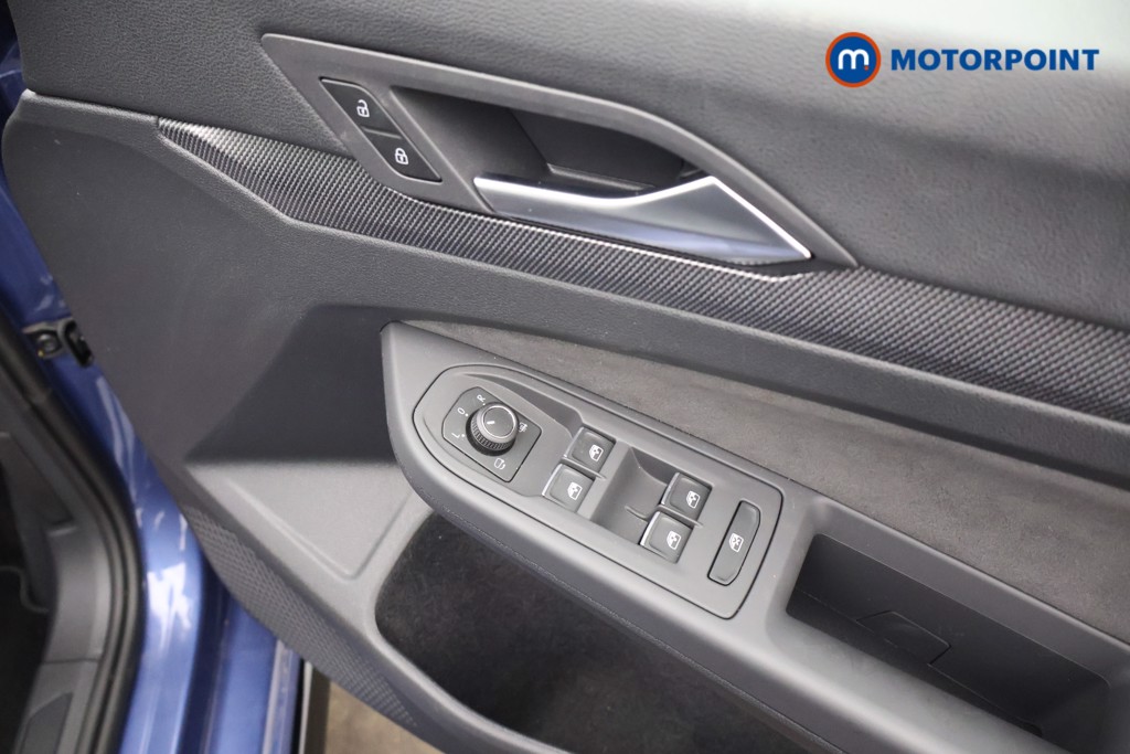 Volkswagen Golf Black Edition Manual Petrol Hatchback - Stock Number (1667027) - 20th supplementary image