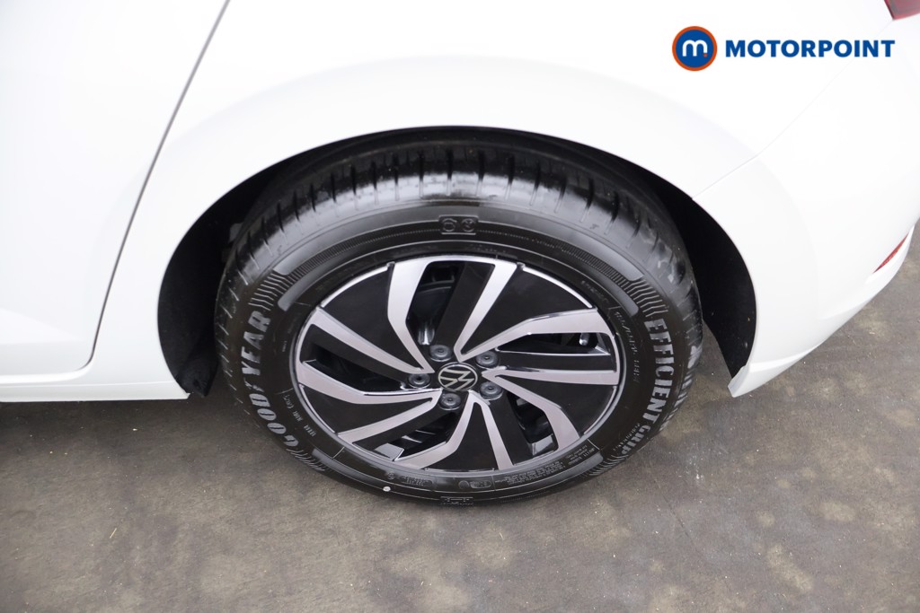 Volkswagen Polo Life Manual Petrol Hatchback - Stock Number (1667029) - 2nd supplementary image