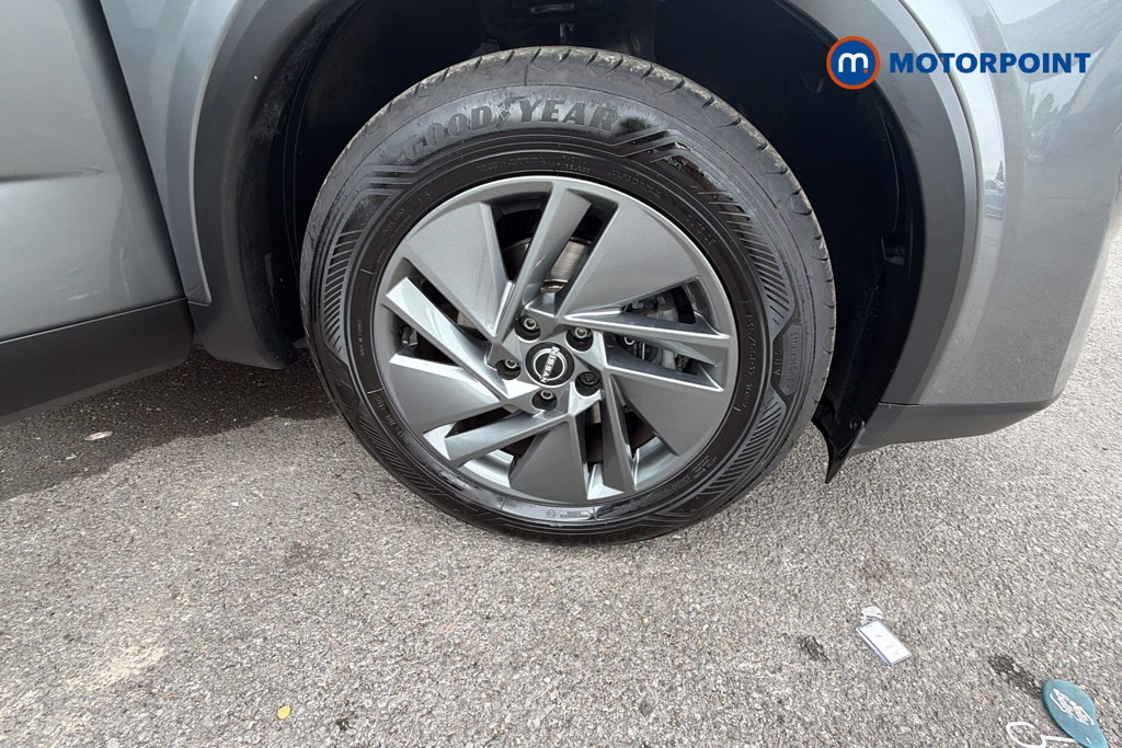 Nissan Qashqai Acenta Premium Manual Petrol SUV - Stock Number (1667163) - 37th supplementary image