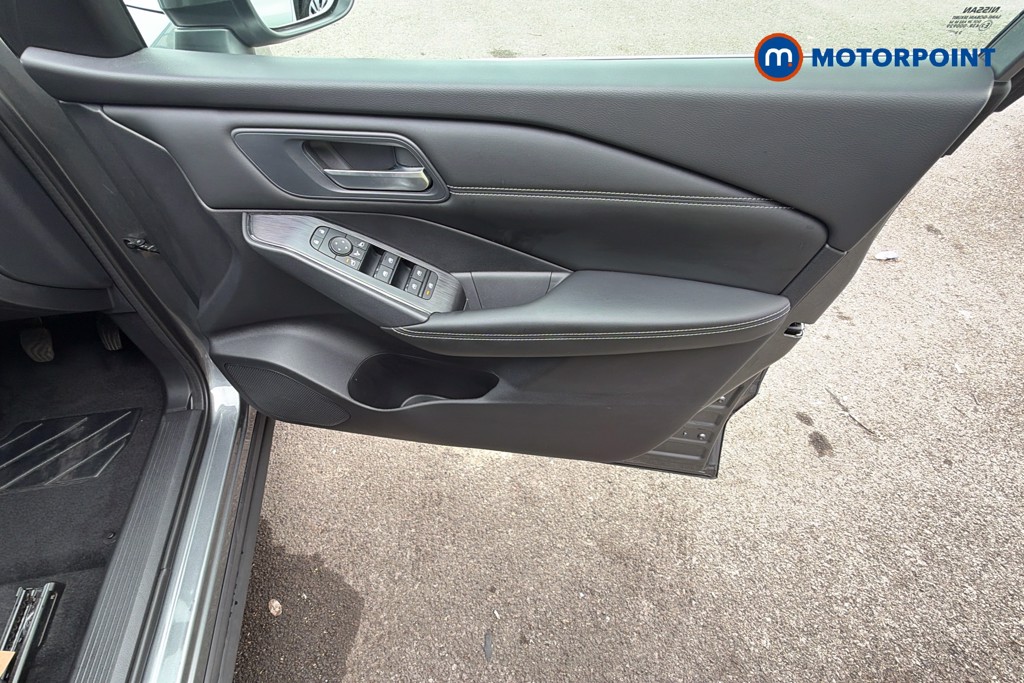 Nissan Qashqai Acenta Premium Manual Petrol SUV - Stock Number (1667163) - 38th supplementary image