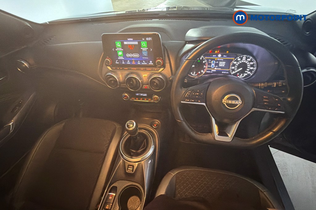 Nissan Juke N-Connecta Manual Petrol SUV - Stock Number (1667438) - 20th supplementary image
