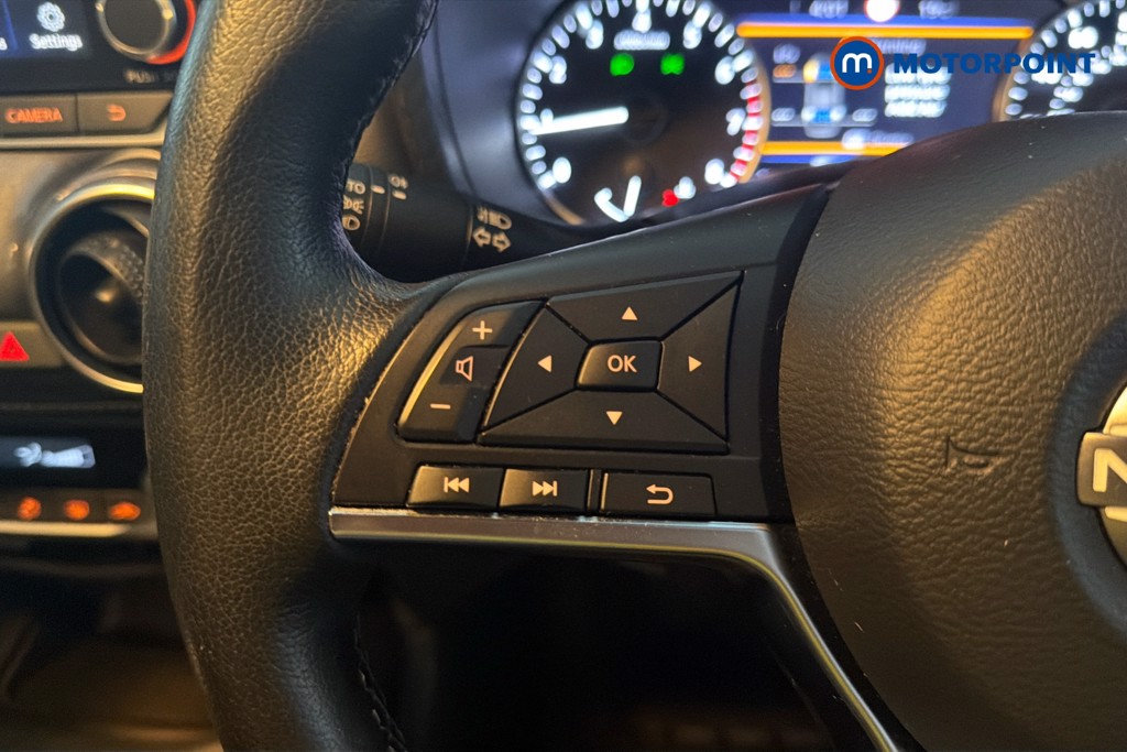 Nissan Juke N-Connecta Manual Petrol SUV - Stock Number (1667438) - 26th supplementary image