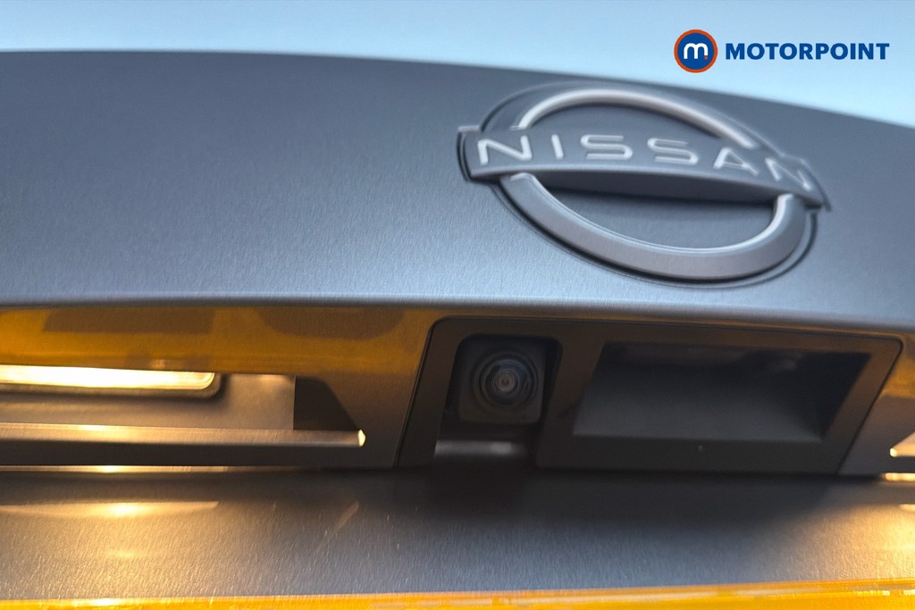 Nissan Juke N-Connecta Manual Petrol SUV - Stock Number (1667438) - 34th supplementary image