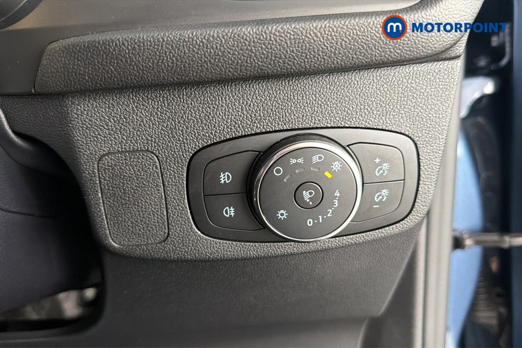 Ford Focus St-Line Vignale Manual Petrol Hatchback - Stock Number (1667537) - 11th supplementary image