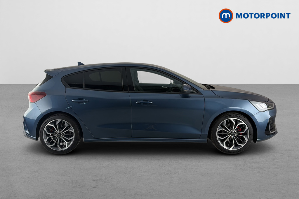 Ford Focus St-Line Vignale Manual Petrol Hatchback - Stock Number (1667537) - Passenger side