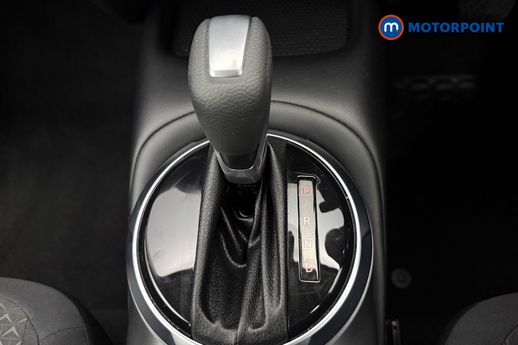 Nissan Juke Acenta Premium Automatic Petrol SUV - Stock Number (1667591) - 6th supplementary image