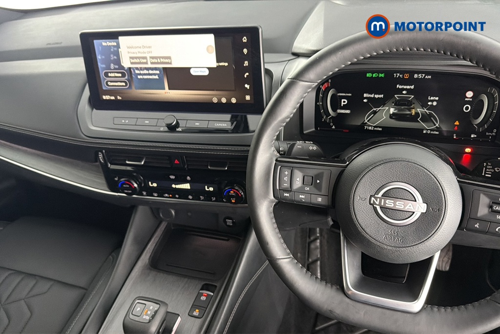 Nissan Qashqai Tekna Automatic Petrol SUV - Stock Number (1667676) - 1st supplementary image